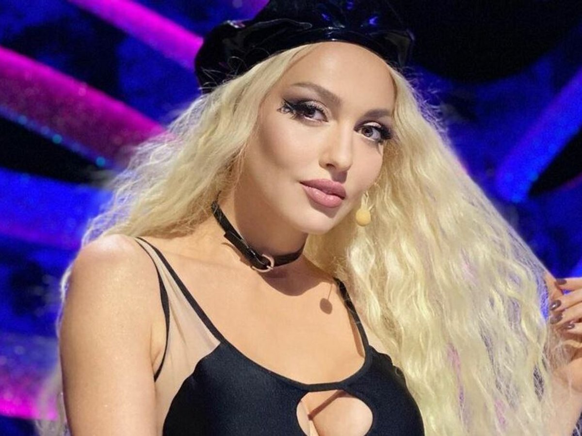 Оля Полякова публично извинилась перед Тиной Кароль за инцидент на шоу "Маска"