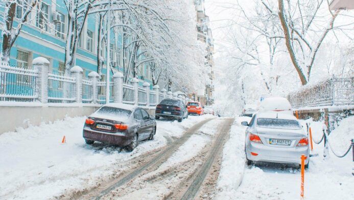 Погода в Києві: слідом за снігопадом на столицю насувається сильний холод