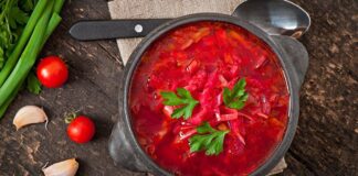Червоний борщ з грибами та м'ясом - секрети приготування смачного і ситного обіду - today.ua