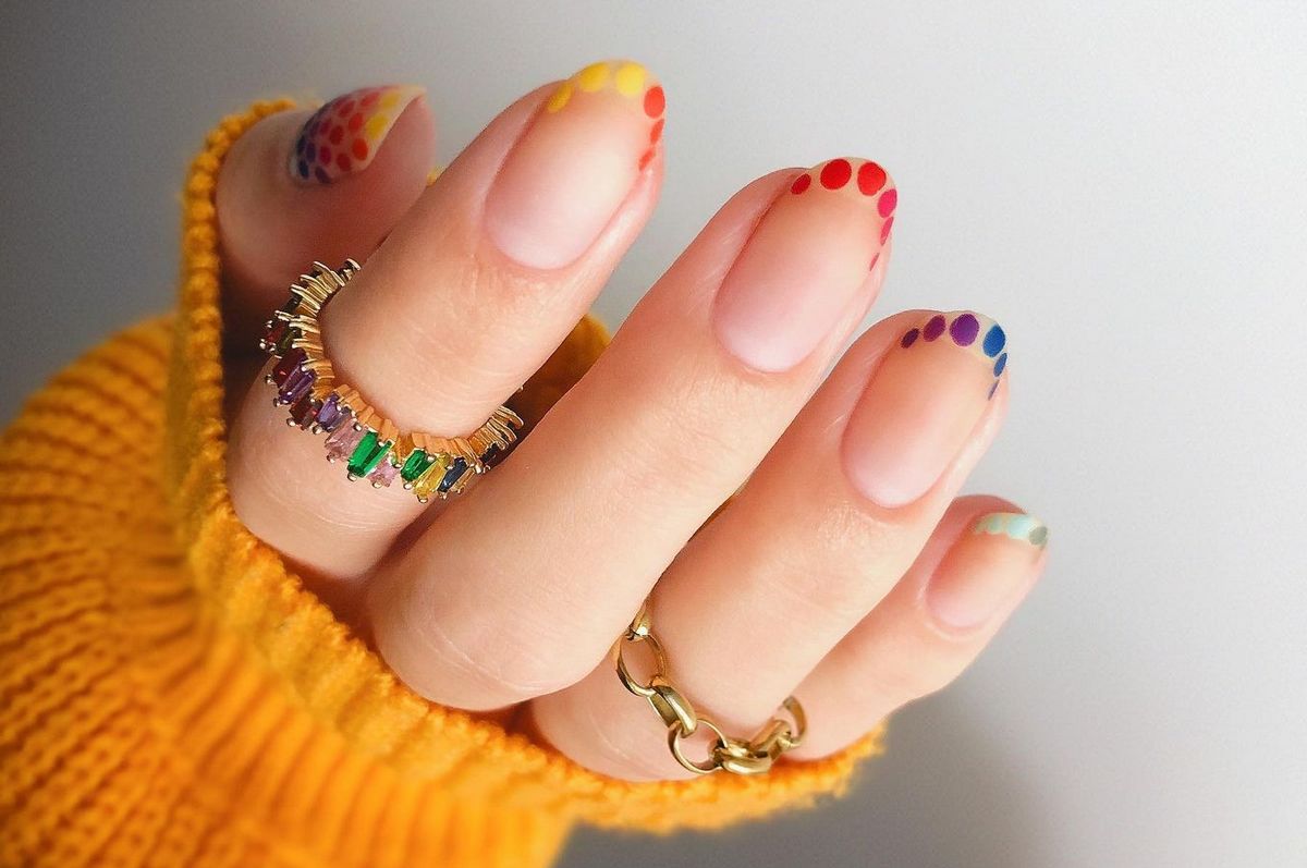 ТОП-4 весенних тренда в маникюре: варианты дизайна с элементами декора