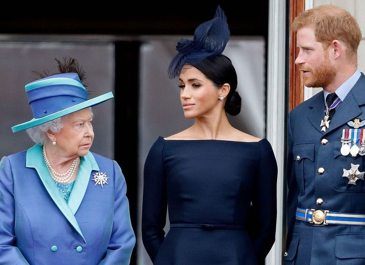 А Єлизавета II не прийшла: Меган Маркл та принц Гаррі вперше після Мегсіту приїхали до королівської родини - today.ua