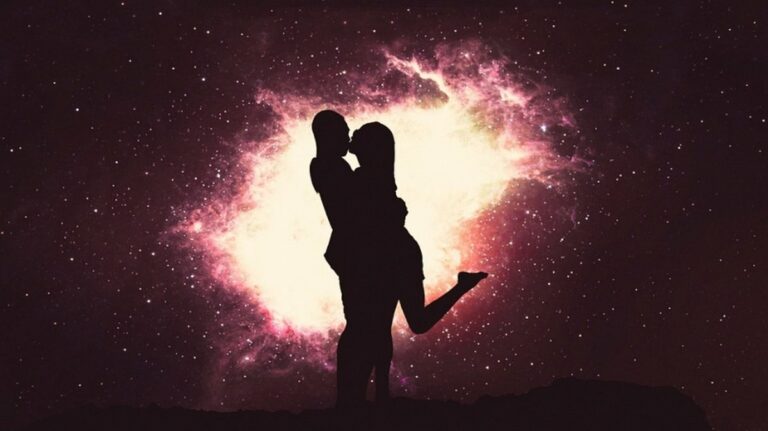 Астрологи назвали знаки Зодиака, которым посчастливится встретить любовь до конца марта - today.ua