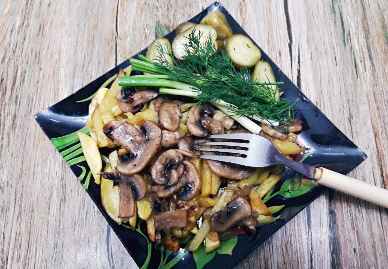 Смажена картопля з грибами: секрети приготування смачної і поживної страви під час посту