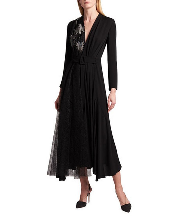 Вагітна Меган Маркл з'явилася на публіці в чорній сукні, зробивши гучну заяву