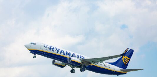 Авіакомпанія Ryanair затіяла літній розпродаж квитків: в Європу можна долетіти за 5 євро - today.ua