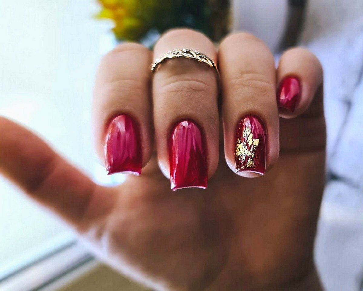 Маникюр на свидание: какая самая удачная форма и дизайн - today.ua