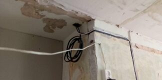 В “хрущевках“ и других старых домах будут менять электропроводку за счет поставщика электроэнергии - today.ua