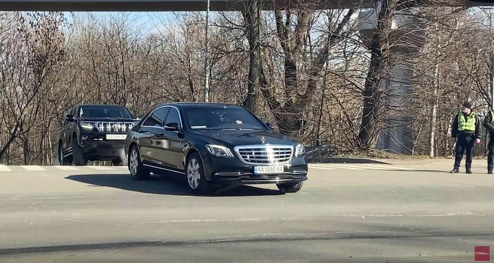 На видео попал новый кортеж Елены Зеленской - today.ua
