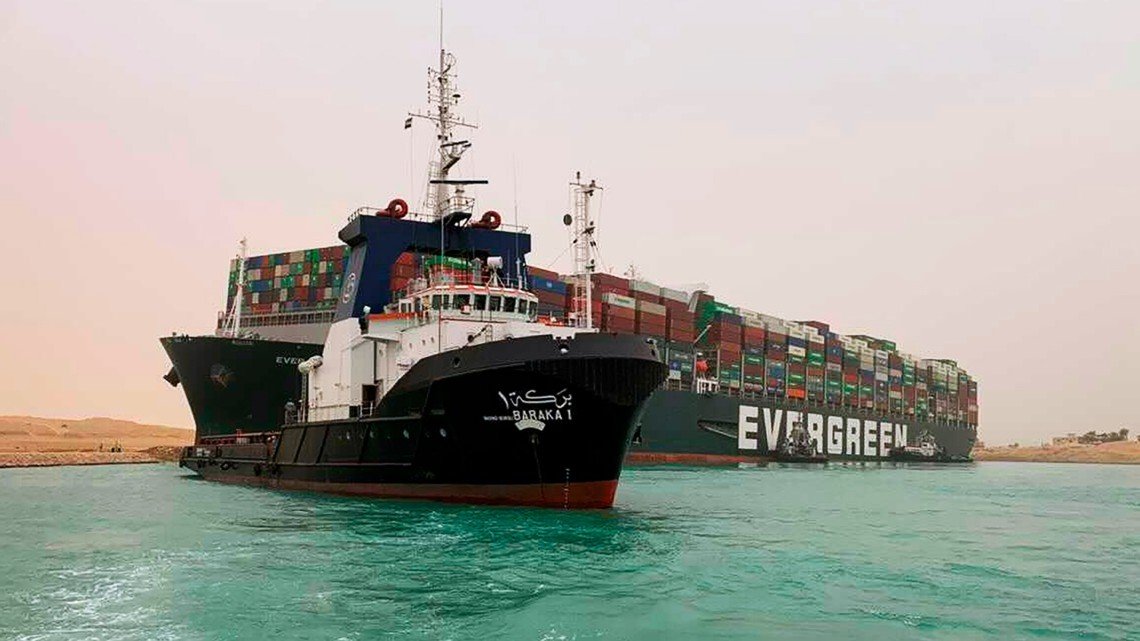 Український концерн Антонов може непогано заробити на пробці в Суецькому каналі - today.ua