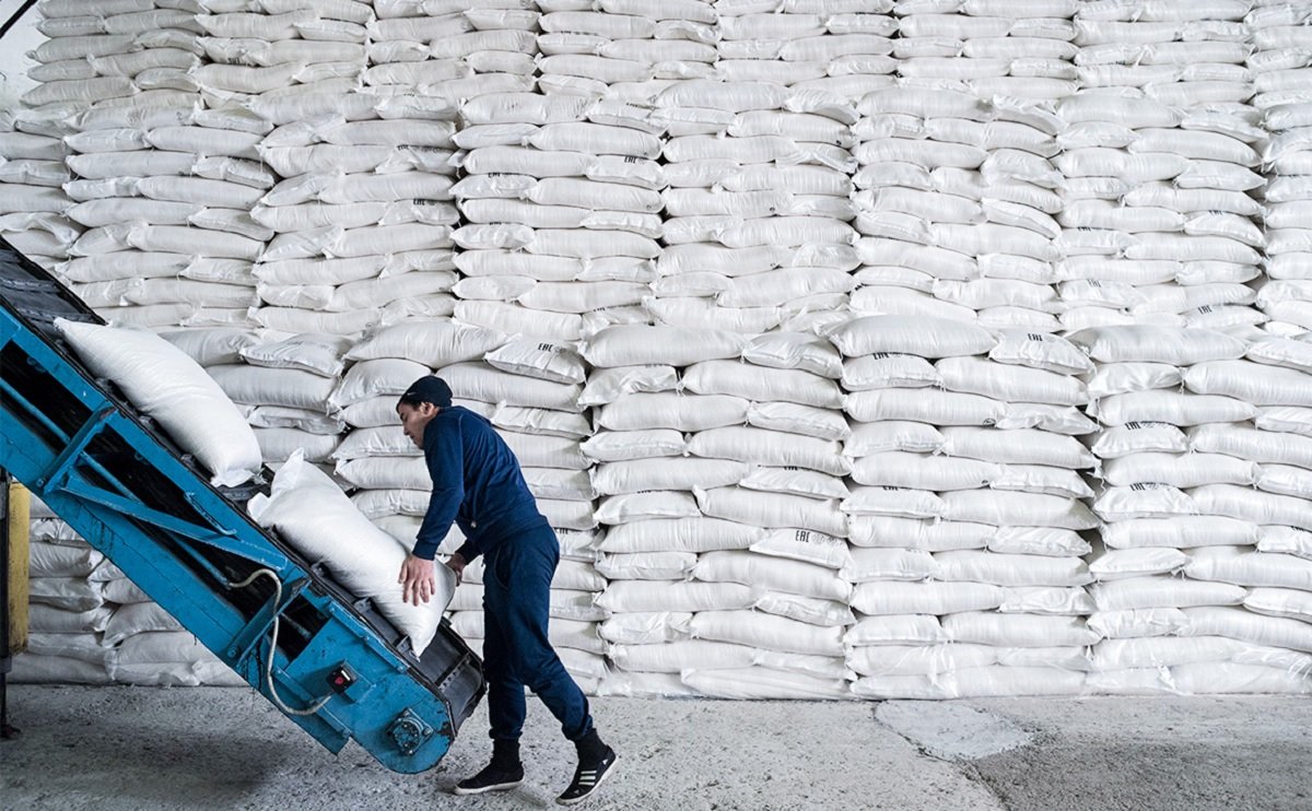 В Минэкономики придумали, как снизить цены на сахар в Украине