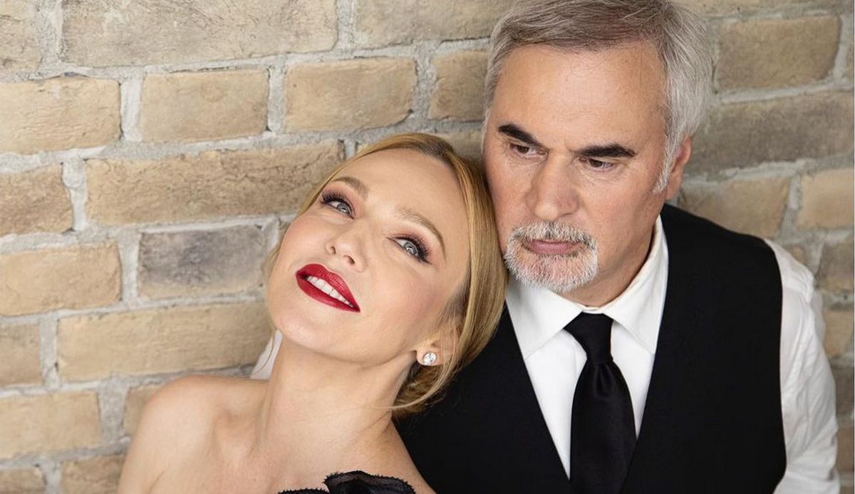 Альбина Джанабаева показала фото с прогулки с дочерью и мужем - today.ua