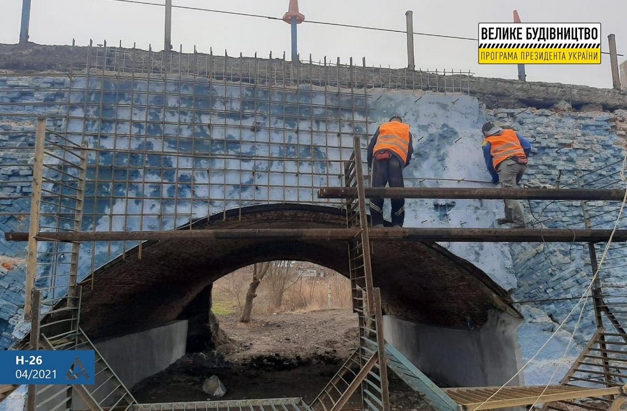 «Большая стройка» в Харьковской области отремонтирует 125-летний мост