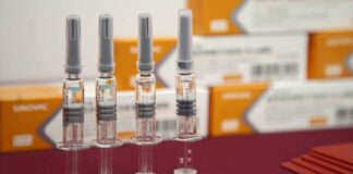 В Україні почалась вакцинація від коронавірусу китайським препаратом CoronaVac: що про нього відомо  - today.ua