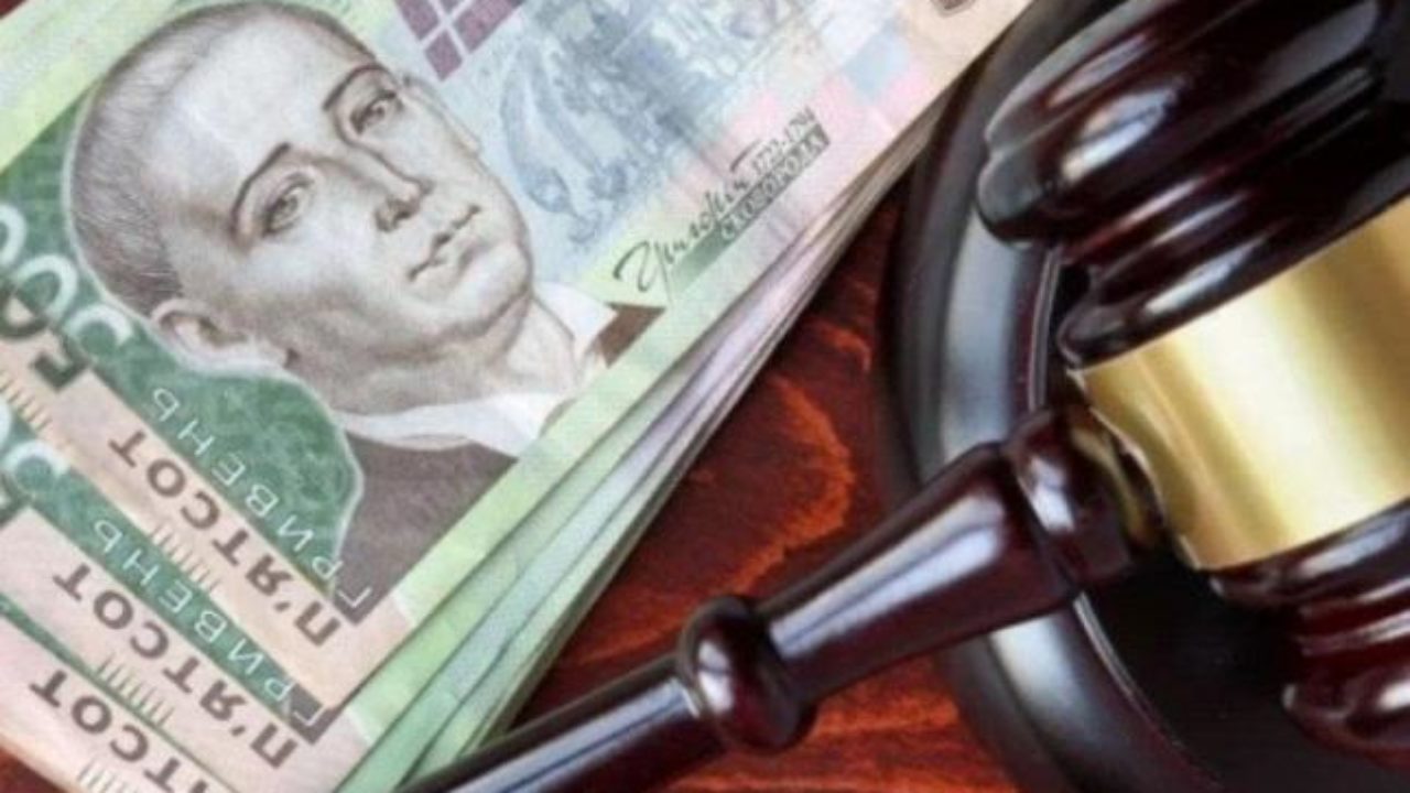 Украинцам, имеющим долги за коммуналку и другую задолженность, власть готовит большие ограничения: полный перечень запретов