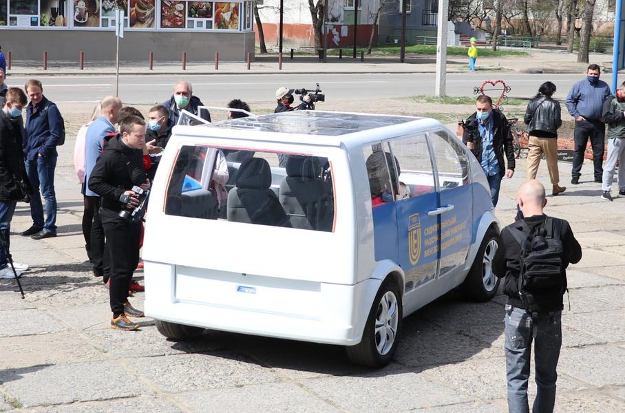 В Украине построили бюджетный электрокар «Ева» - today.ua