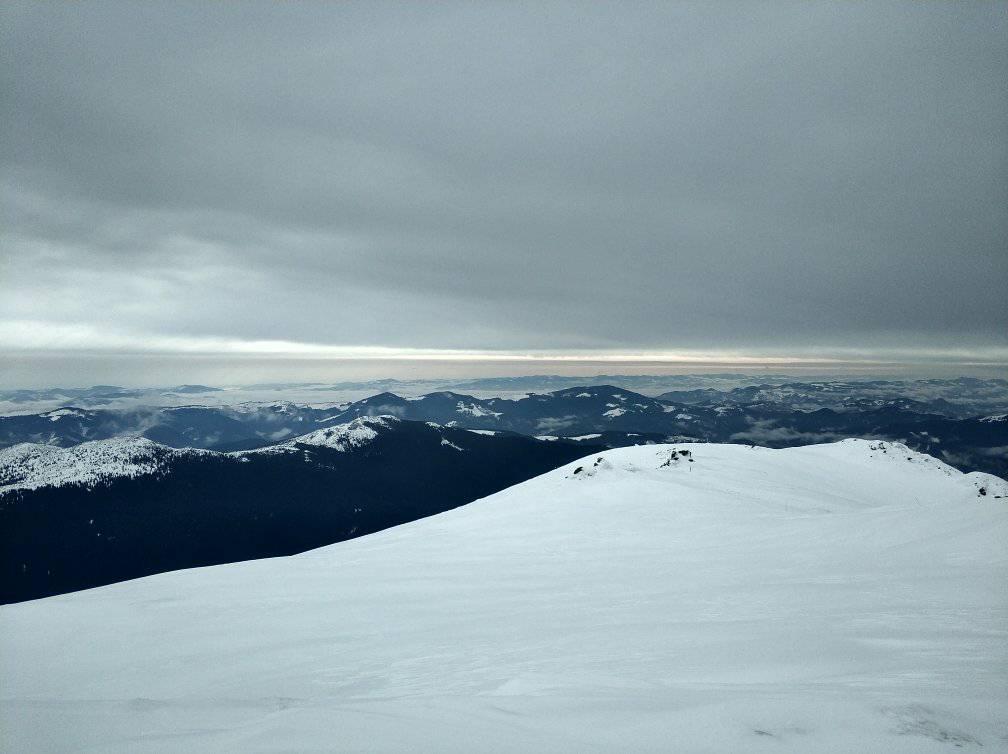 Карпаты - минус 10: спасатели рассказали, что происходит в горах