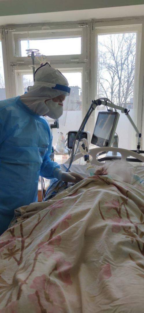 “Прощаемся без слов“: директор больницы  Мечникова в Днепре рассказал о переполненной реанимации 