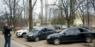 В Киеве начали массово штрафовать за парковку во дворах - today.ua