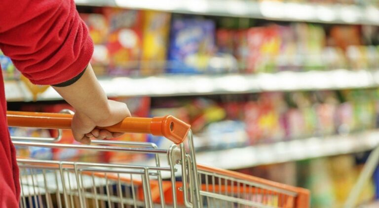 В Україні на третину зросли ціни на продукти: вартість їжі росте швидше за інфляцію - today.ua