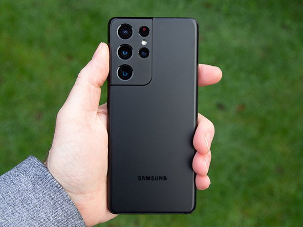 Названы смартфоны 2021 года с самой лучшей камерой