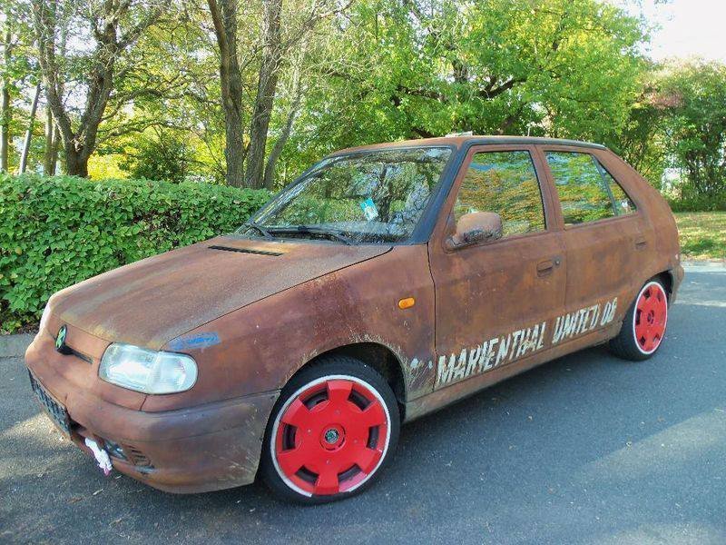 У Мережі показали самі іржаві автомобілі Skoda - today.ua