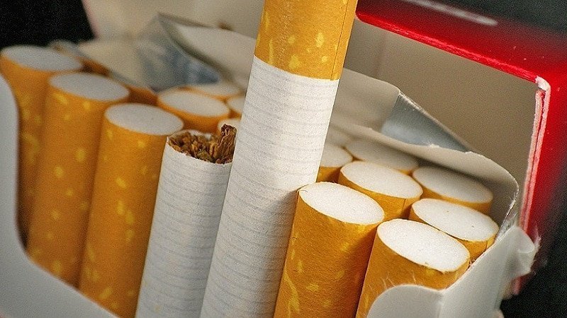 Пачка майже 70 гривень: в Україні різко зросли ціни на цигарки