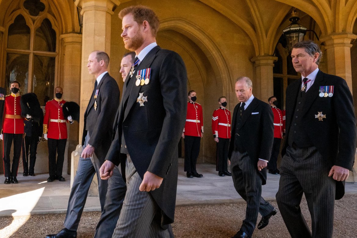 Королевская семья Великобритании озвучила причину смерти принца Филиппа