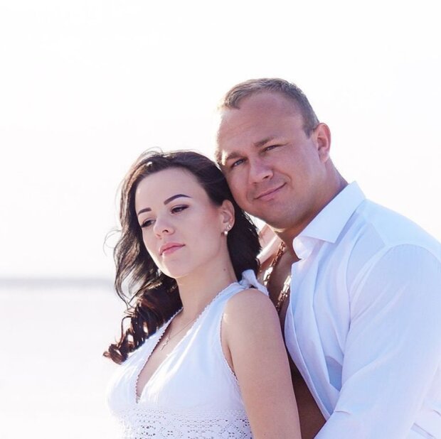 У Києві водій позашляховика Volkswagen з номерами LEGIONER з битою напав на водія Ford - today.ua