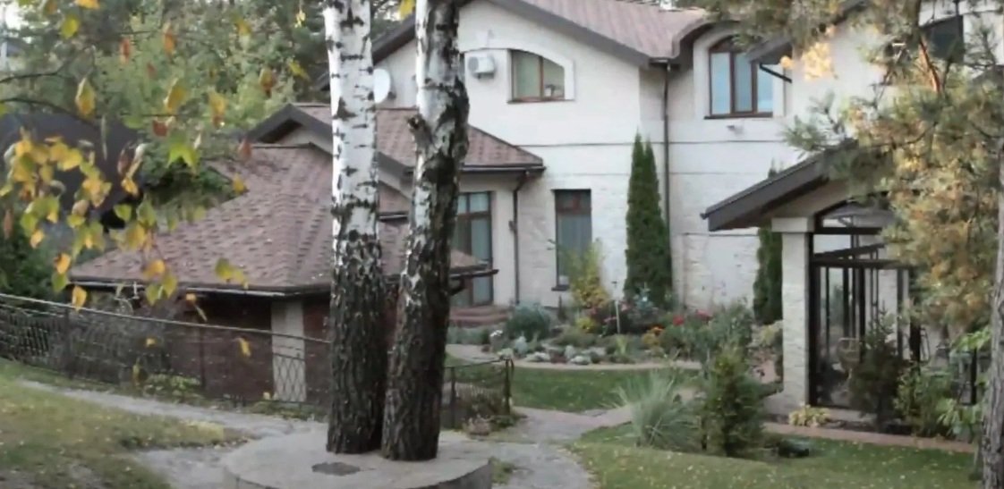 Дом Светланы Лободы под Киевом: фото и видео роскошного особняка певицы