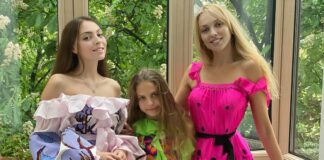 Всегда без мужа: Оля Полякова поделилась яркими фото с подросшими дочерями с Мальдив - today.ua