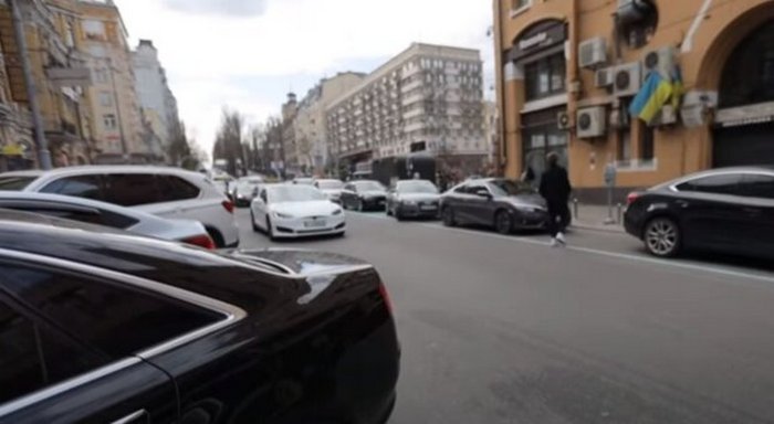 Олег Винник показав фанатам свою білосніжну Тesla - today.ua