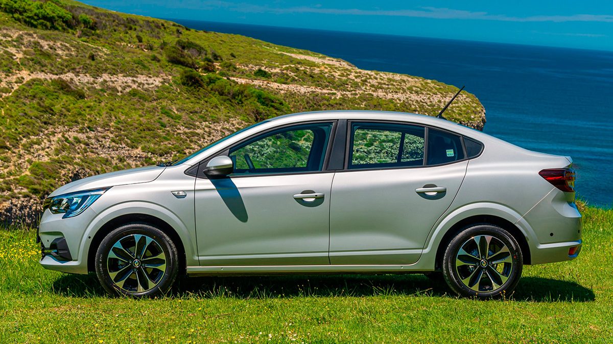 Новий седан на заміну Logan виявився зовсім не дешевим - today.ua