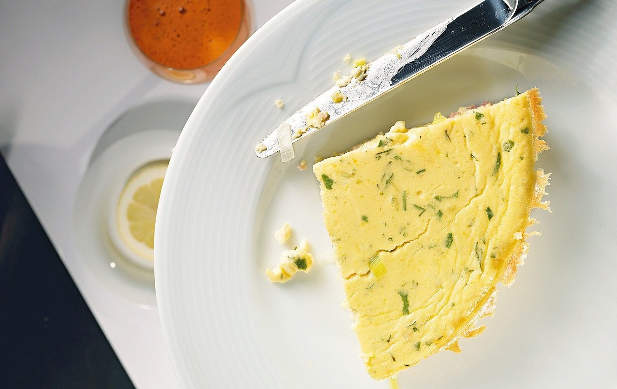 Англійський вершковий омлет за 5 хвилин: рецепт смачного і корисного сніданку для всієї родини