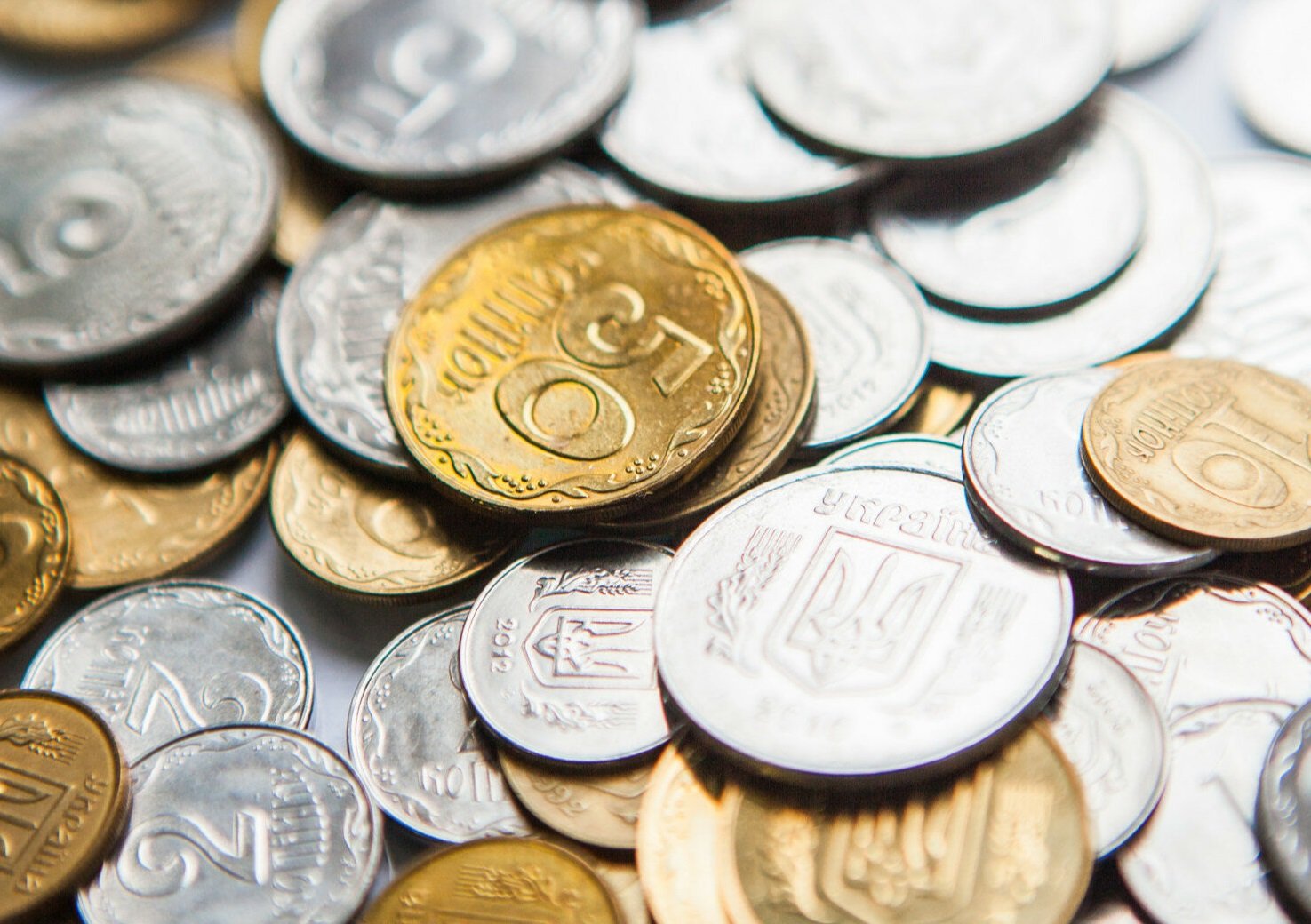 Украинцам показали фальшивые монеты, которые можно продать за тысячи гривен - today.ua