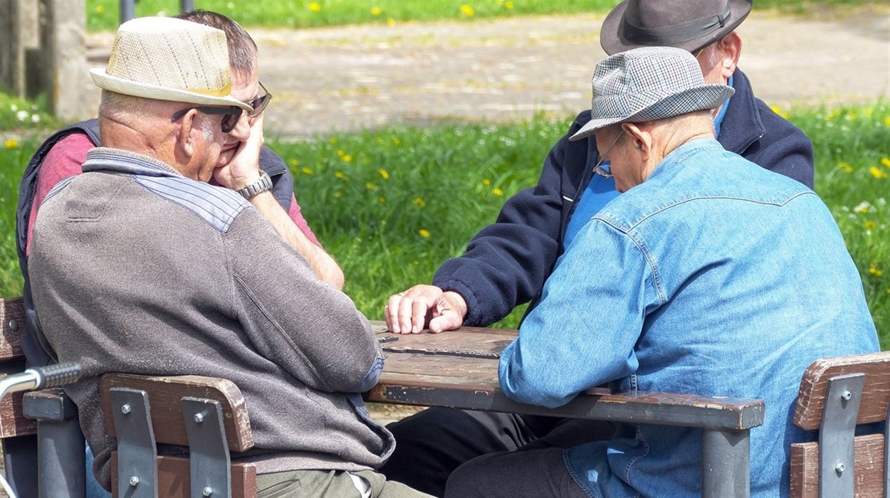 Пенсии в июле не повысят: почему правительство отменило свои планы - today.ua
