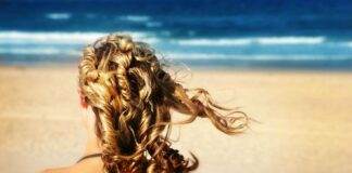 Стильні укладки для волосся під час відпустки на морі: ТОП-3 модні ідеї - today.ua
