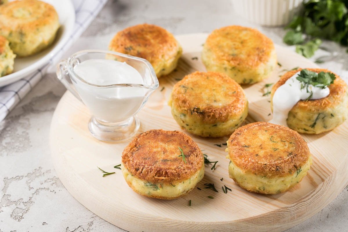 Найсмачніші котлети з овочів і м'яса: простий рецепт соковитої і апетитної страви - today.ua