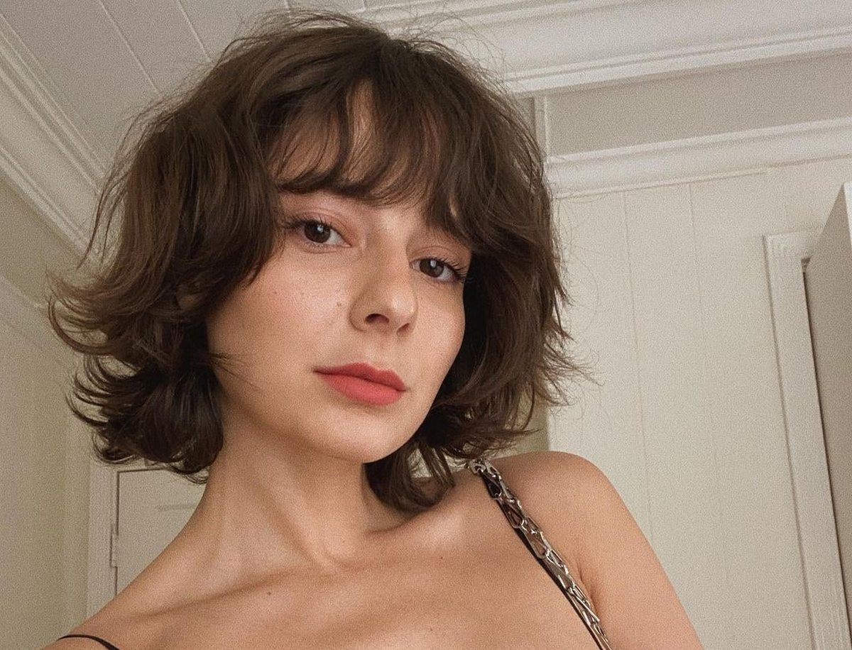 Наймодніша літня стрижка для кучерявого волосся - today.ua