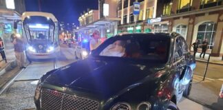 Дочка олигарха на Bentley врезалась в трамвай (видео) - today.ua