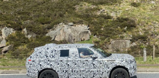 Новий подовжений Range Rover виїхав на тести - today.ua