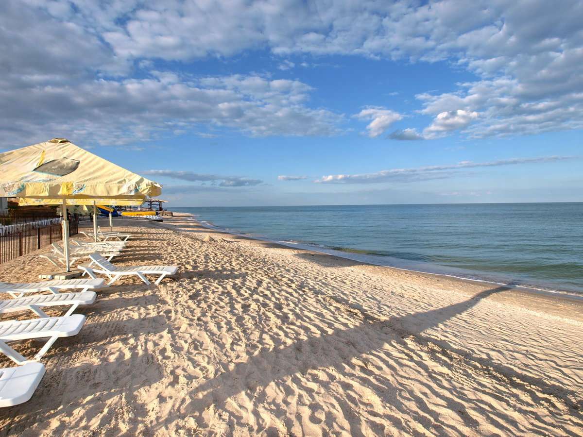 Прогноз погоди на курортах України: синоптики розповіли, де і скільки протримається пекельна спека