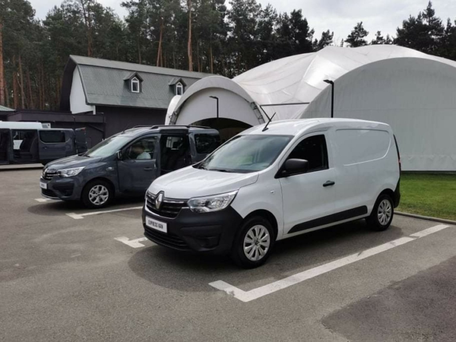 Renault представив нові авто в Україні