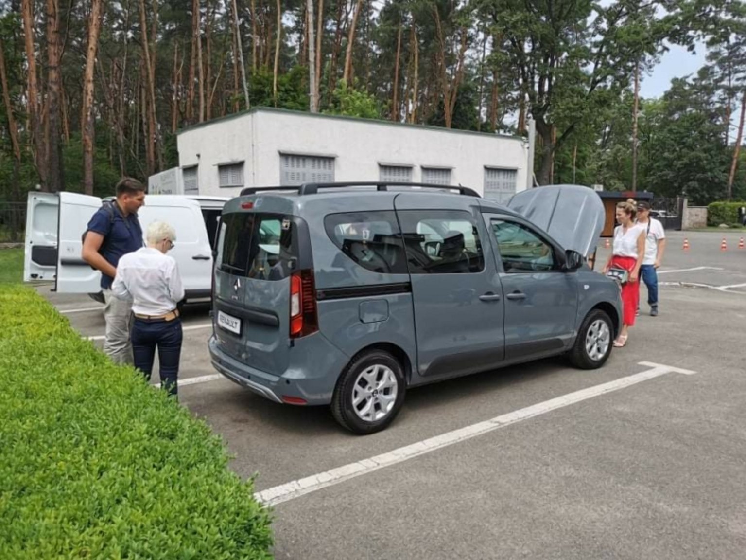 Renault представив нові авто в Україні