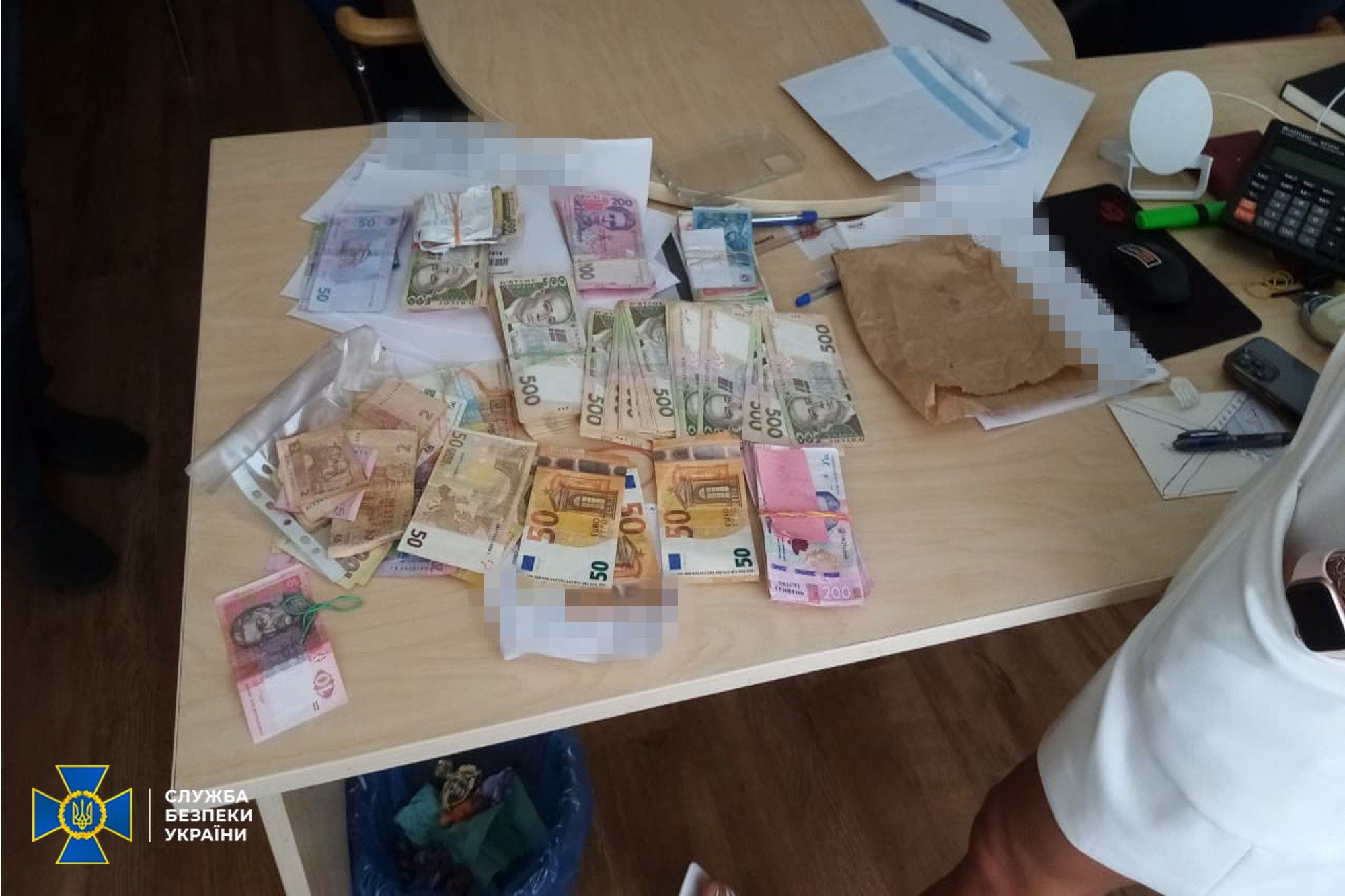 СБУ розкрило в Україні масштабну схему вимагання боргів за неіснуючими кредитами