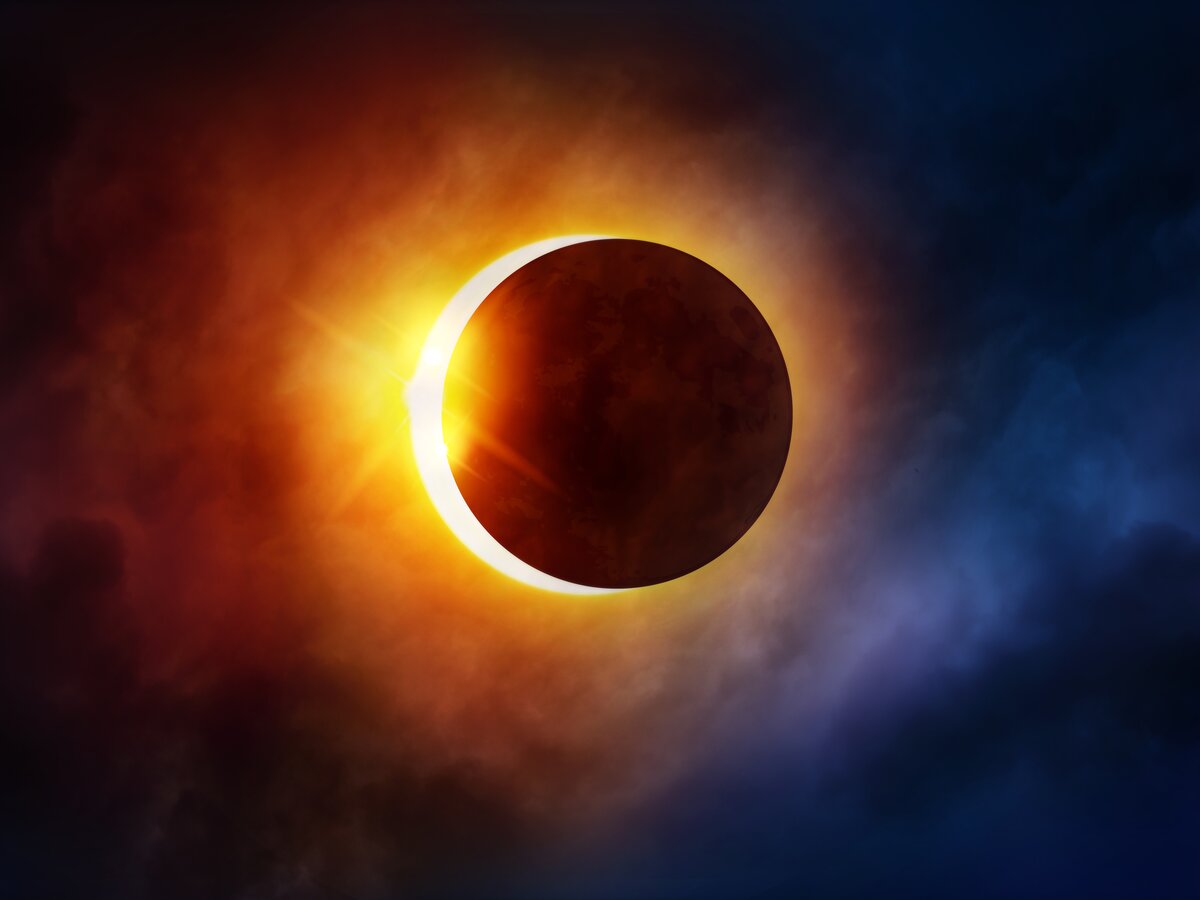 Знаки Зодиака, жизнь которых кардинально изменится после солнечного затмения: гороскоп