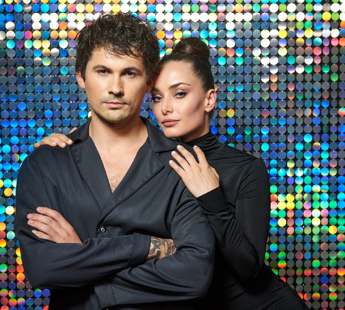 Холостячка Ксения Мишина забывает Эллерта в объятиях другого мужчины - today.ua