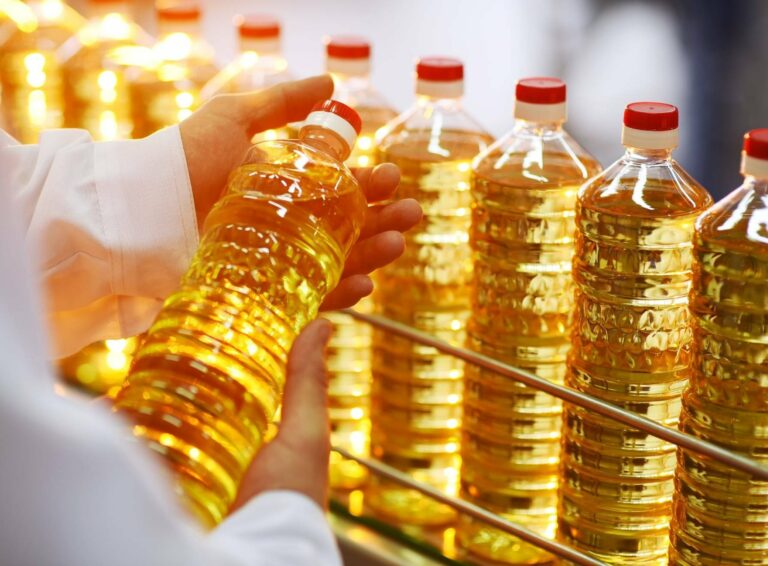 Українська соняшникова олія в Європі коштує в два рази дешевше, ніж в Україні - today.ua