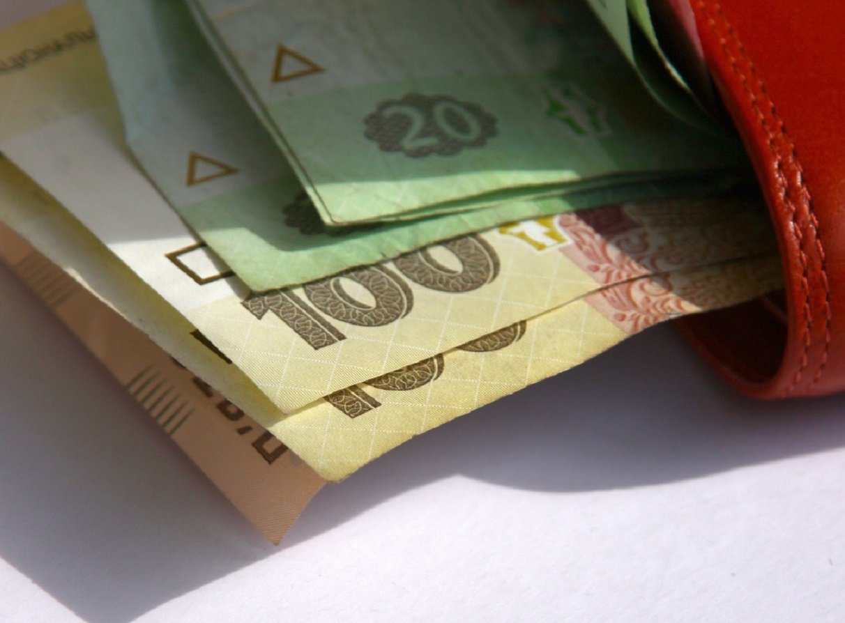 Кабмин утвердил категории граждан, которым значительно сократят размеры денежной помощи