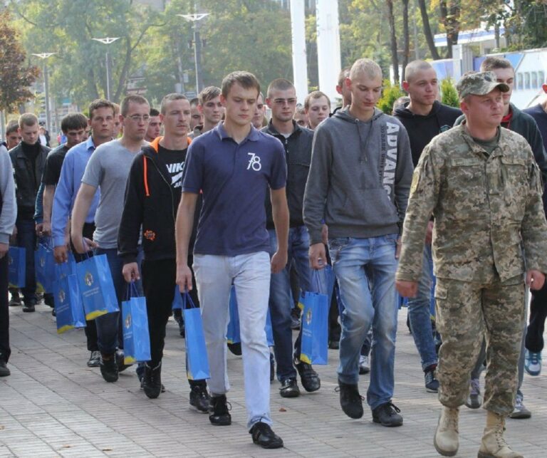 Обязательную военную службу в Украине отменят в соответствии с новым законом - today.ua