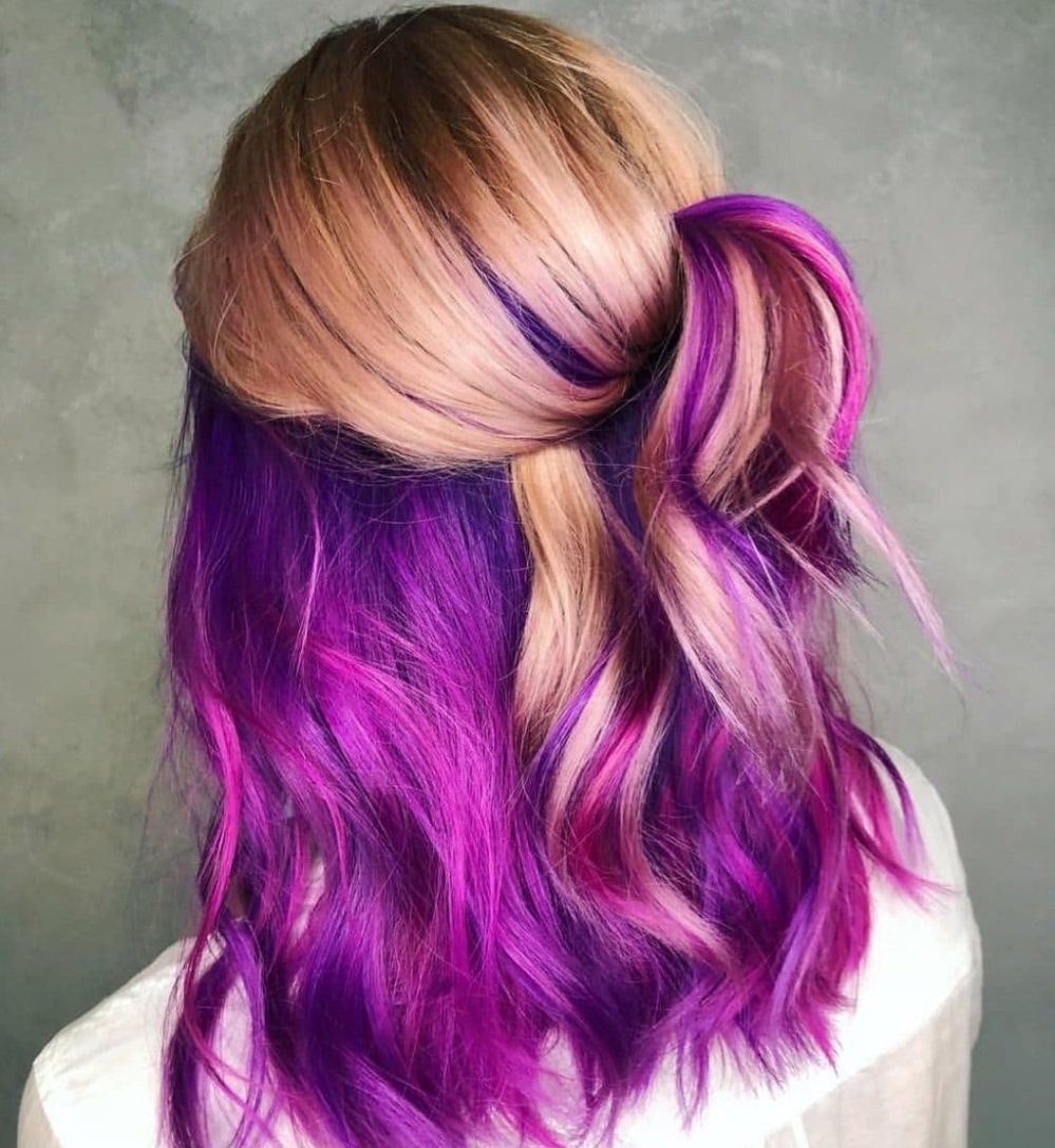 Зачіски з кольоровими пасмами: найрозкішніші ідеї для жінок будь-якого віку